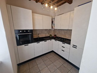 Quadrilocale in Vendita a Carrara, 170'000€, 70 m²