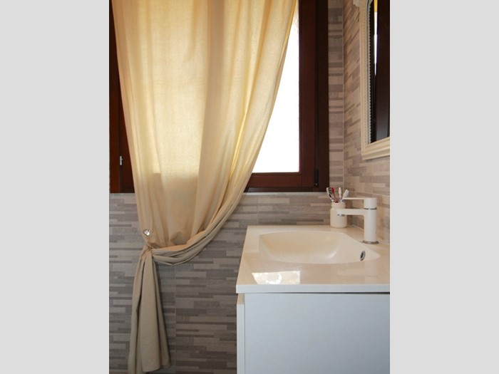 Bilocale in Vendita a Legnano, 133'000€, 91 m²