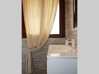 Bilocale in Vendita a Legnano, 133'000€, 91 m²