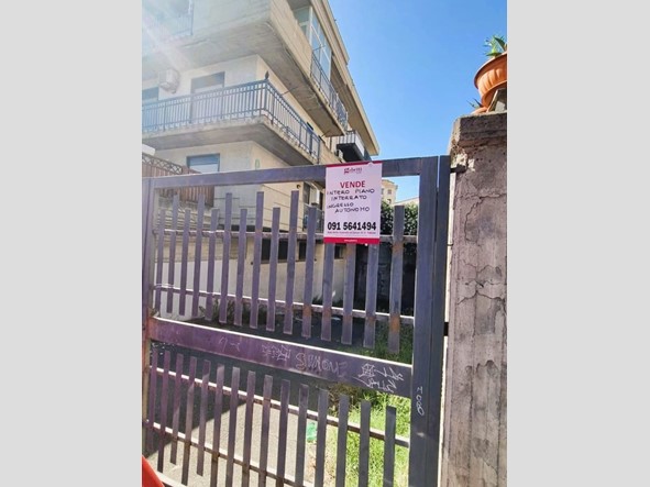 Magazzino in Vendita a Catania, 139'000€, 320 m²