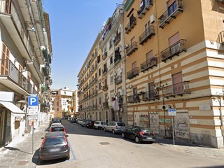 Trilocale in Vendita a Napoli, 268'000€, 90 m²