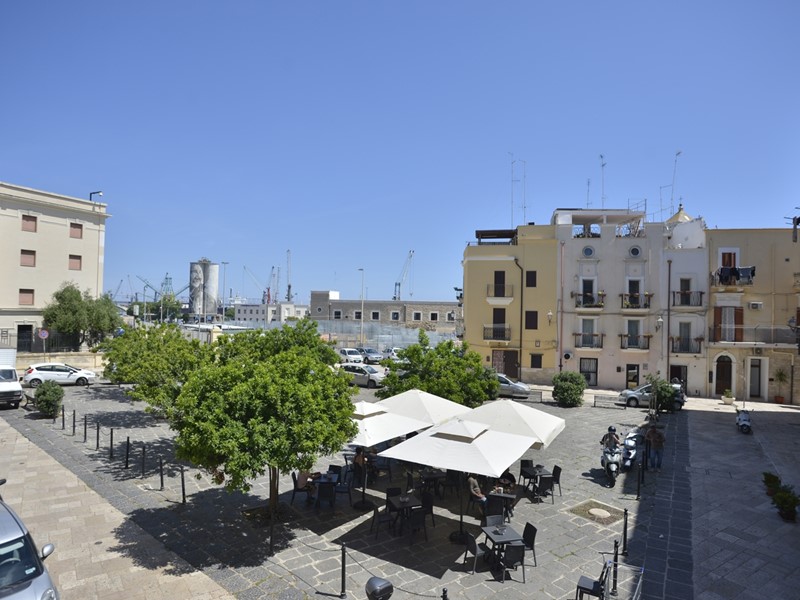 Quadrilocale in Vendita a Bari, 320'000&euro;, 95 m², arredato