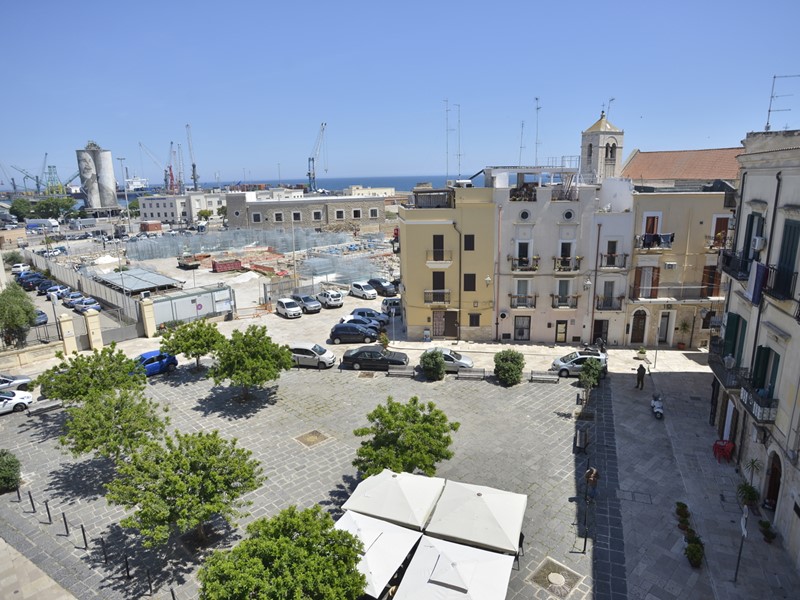 Quadrilocale in Vendita a Bari, 320'000&euro;, 95 m², arredato