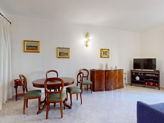 Trilocale in Affitto a Napoli, 1'500€, 98 m², arredato