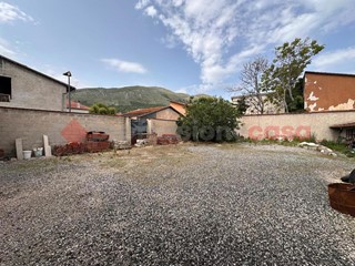 Quadrilocale in Vendita a Avezzano, 90'000€, 90 m²