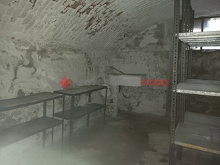 Magazzino in Vendita a Milano, 35'000€, 54 m²