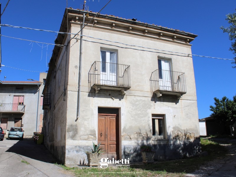 Casa Indipendente in Vendita a Atessa, 48'000€, 150 m²