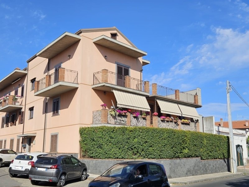 Bilocale in Vendita a Tremestieri Etneo, 188'000€, 60 m², con Box