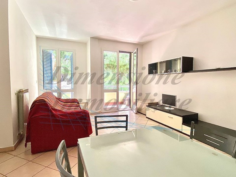 Trilocale in Vendita a Cecina, zona marina di cecina, 250'000€, 82 m², arredato