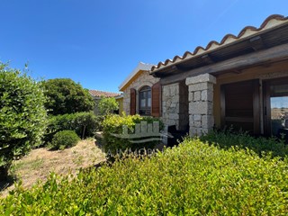 Casa Indipendente in Vendita a Aglientu, zona Baia Vignola, 369'000€, 150 m²