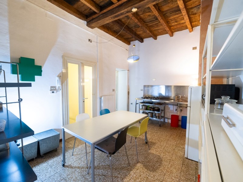 Bilocale in Vendita a Milano, zona Darsena Colonne San Lorenzo, 358'000€, 60 m²