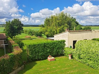 Casale in Vendita a Pontedera, 700'000€, 500 m²