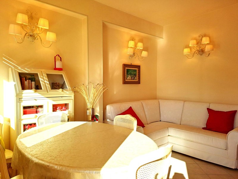 Quadrilocale in Vendita a Pisa, zona Tirrenia, 265'000€, 74 m², arredato