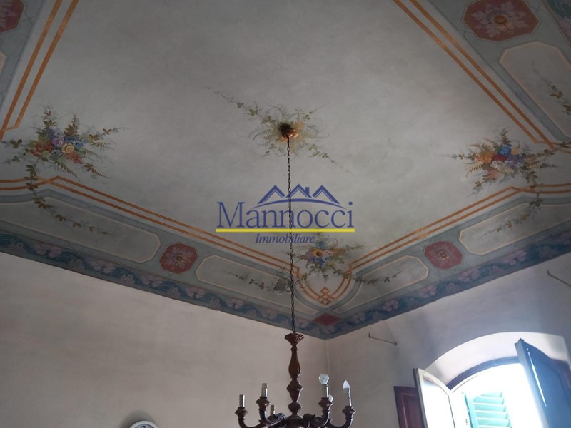 Villa in Vendita a Pisa, zona Riglione Oratoio, 290'000€, 280 m²