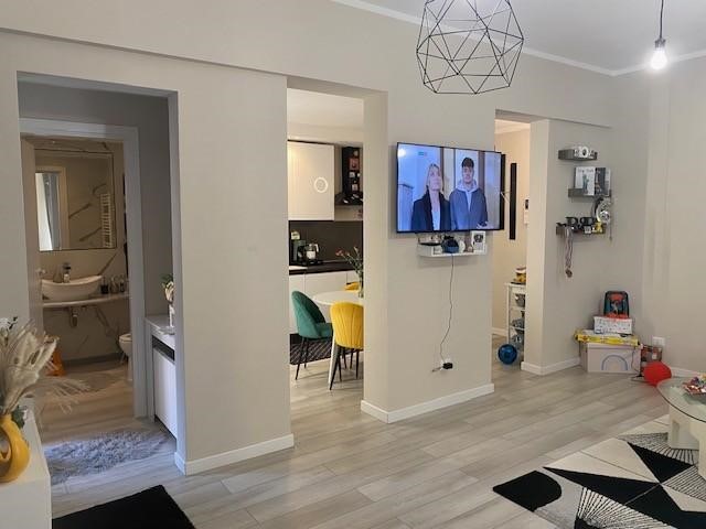 Casa Indipendente in Vendita a Cascina, 200'000€, 130 m²