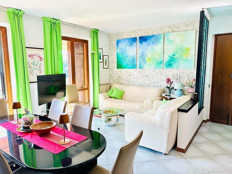 Appartamento in Vendita a Siena, 650'000&euro;, 200 m², arredato, con Box