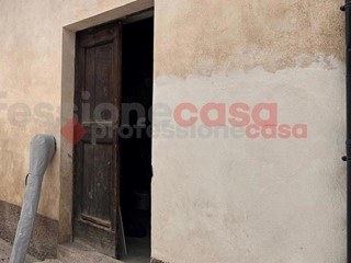 Quadrilocale in Vendita a Avezzano, 25'000€, 90 m²