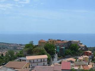 Terreno edificabile in Vendita a Falerna, 85'000€, 2712 m²