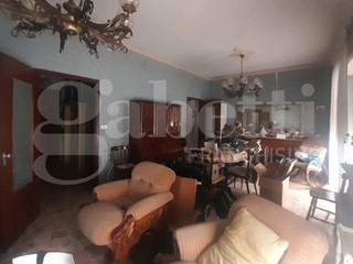 Appartamento in Vendita a Siracusa, 155'000&euro;, 200 m²