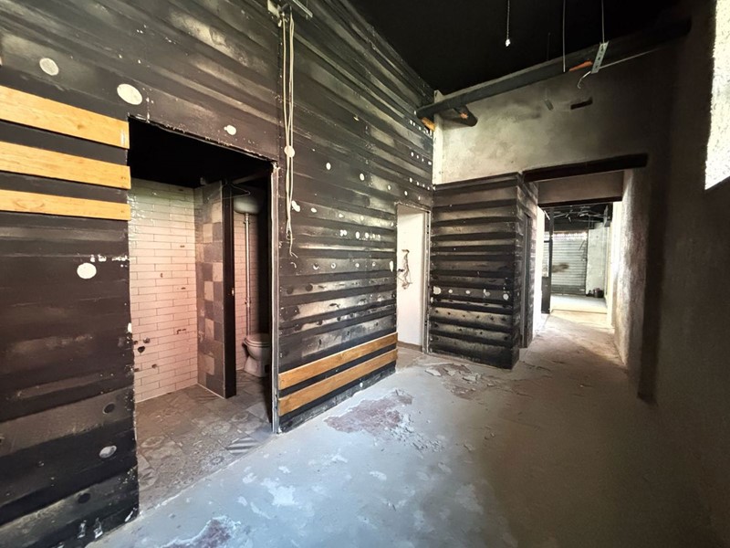 Negozio in Affitto a Ciampino, 1'200€, 90 m²