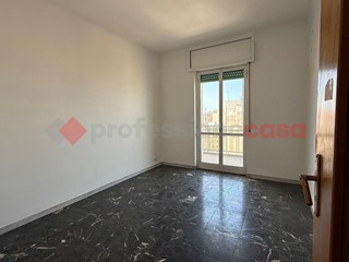 Appartamento in Vendita a Taranto, 93'000€, 108 m²