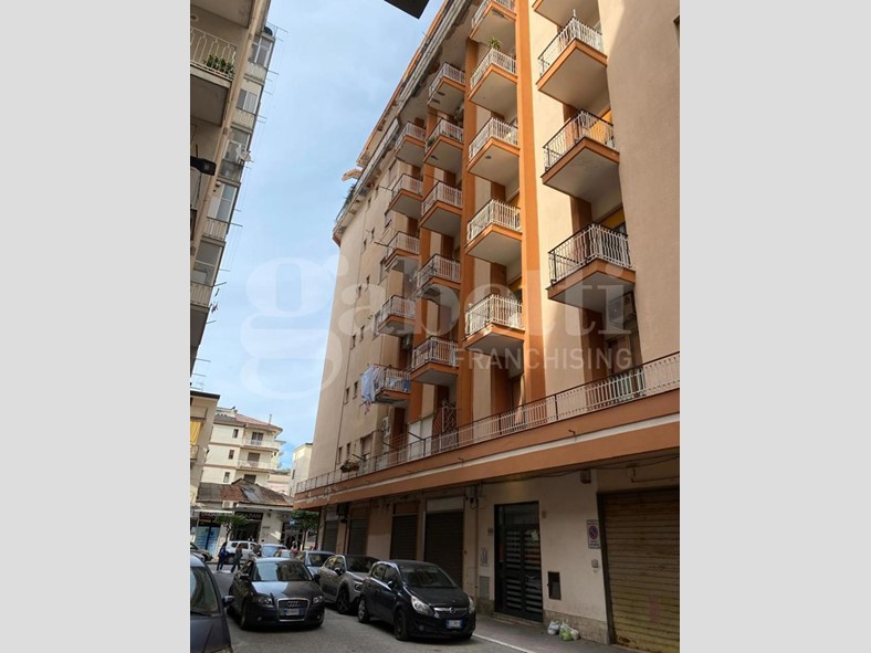 Bilocale in Vendita a Battipaglia, 110'000€, 70 m²
