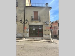 Negozio in Vendita a Cassino, 30'000€, 21 m²
