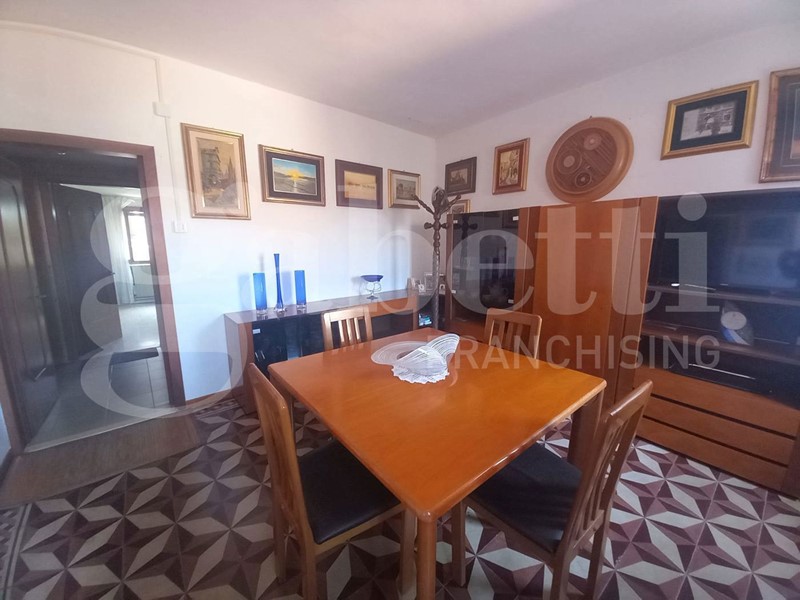 Casa Indipendente in Vendita a Chioggia, 190'000€, 120 m²