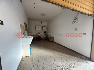 Trilocale in Vendita a San Giorgio Ionico, 70'000€, 90 m²