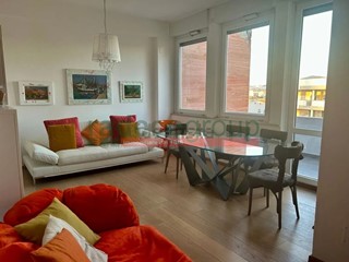 Quadrilocale in Vendita a Livorno, zona attias, 349'000€, 146 m²