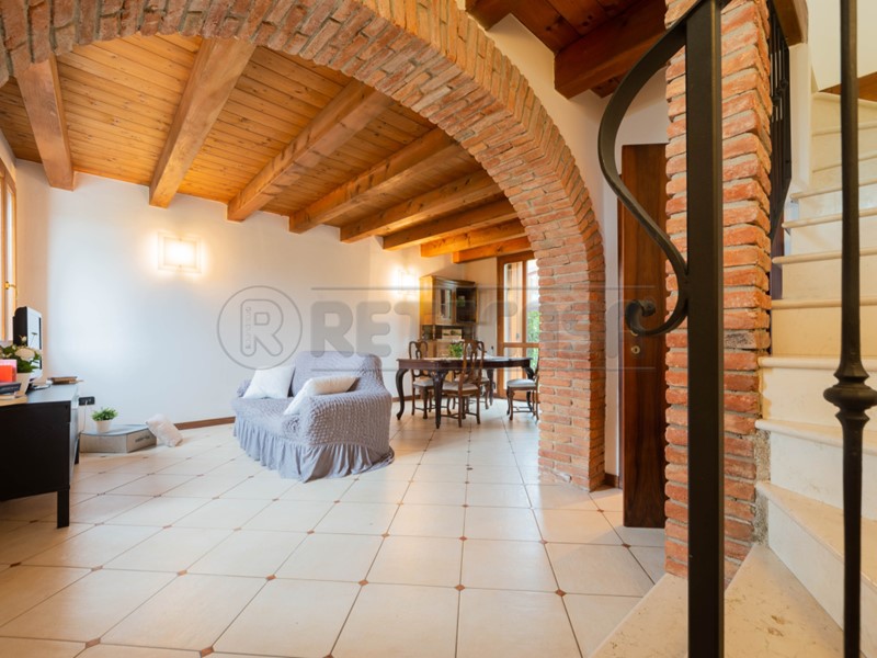 Trilocale in Vendita a Vicenza, 180'000€, 104 m²