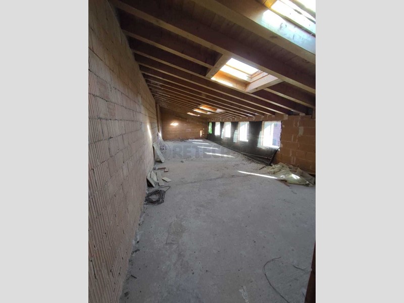 Appartamento in Vendita a Montebello Vicentino, 65'000€, 80 m²