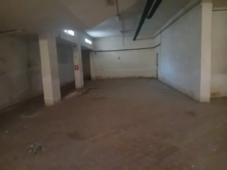 Negozio in Affitto a Casalnuovo di Napoli, 500€, 250 m²