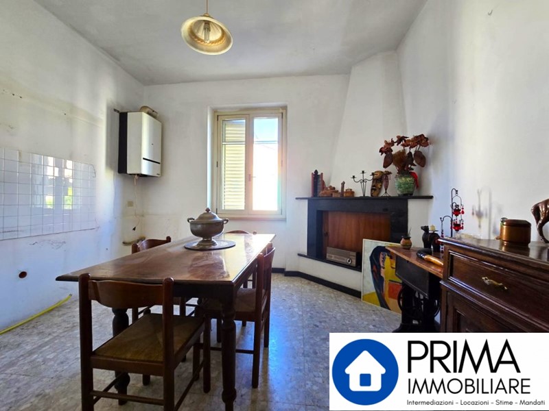 Trilocale in Vendita a Terni, 69'000€, 112 m²