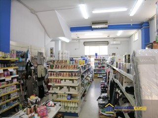 Negozio in Vendita a Pachino, 52'000€, 100 m²