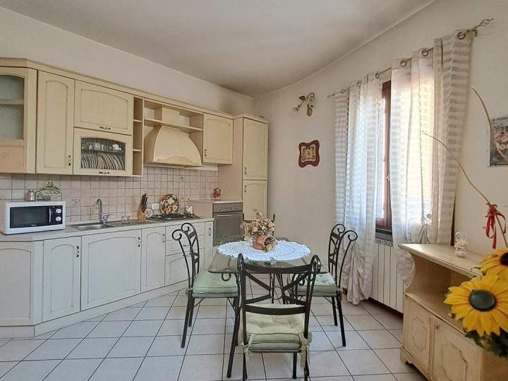 Trilocale in Vendita a Massarosa, 139'000€, 60 m²