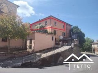 Appartamento in Vendita a Selci, 29'000&euro;, 140 m²