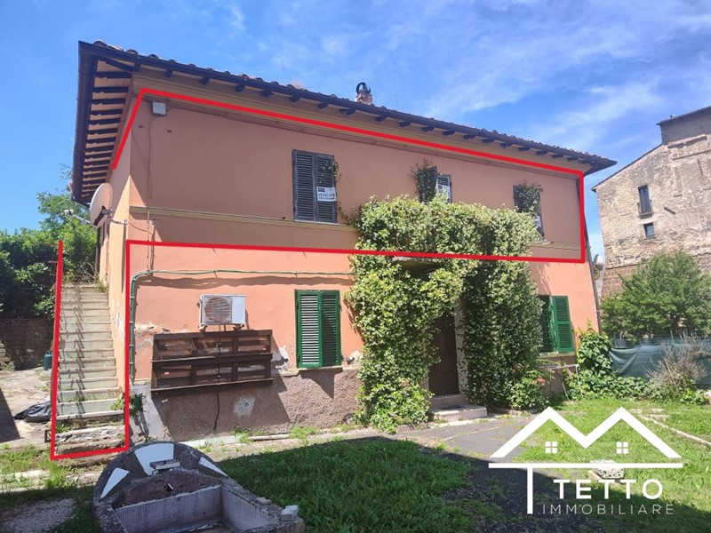 Quadrilocale in Vendita a Selci, 25'000&euro;, 80 m²