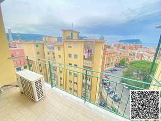 Trilocale in Vendita a Napoli, 330'000€, 90 m²