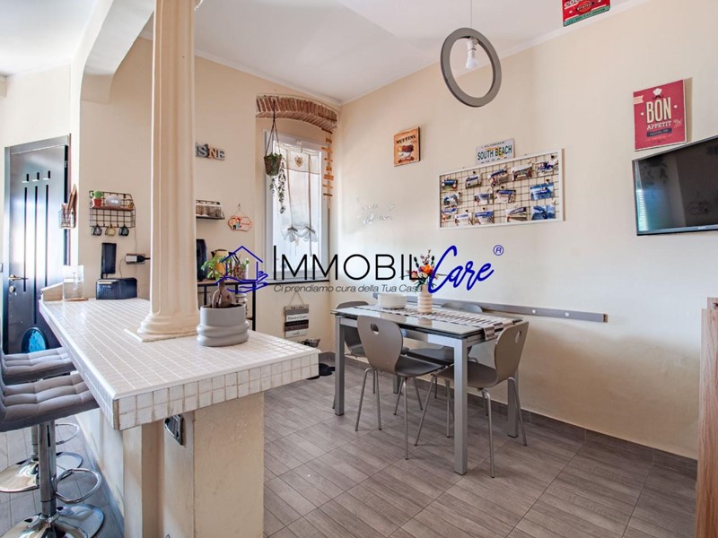 Bilocale in Vendita a Livorno, 125'000€, 88 m²