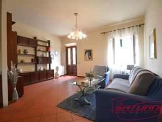 Quadrilocale in Vendita a Capannori, zona Lammari, 230'000&euro;, 100 m²