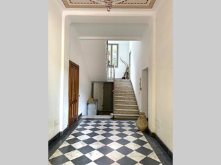 Villa in Vendita a Massa, 650'000&euro;, 355 m²