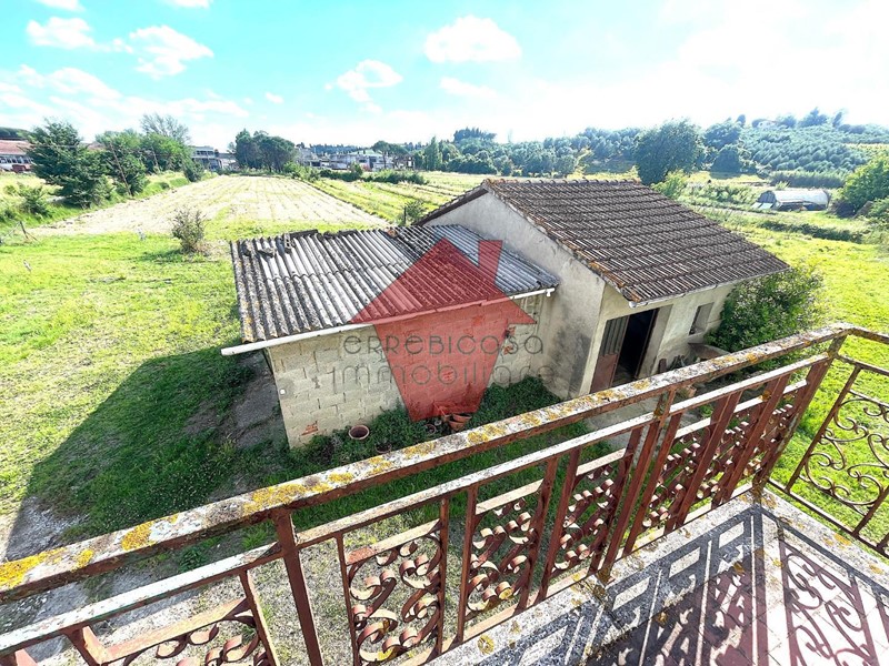 Casa Indipendente in Vendita a Cerreto Guidi, 160'000€, 185 m², con Box