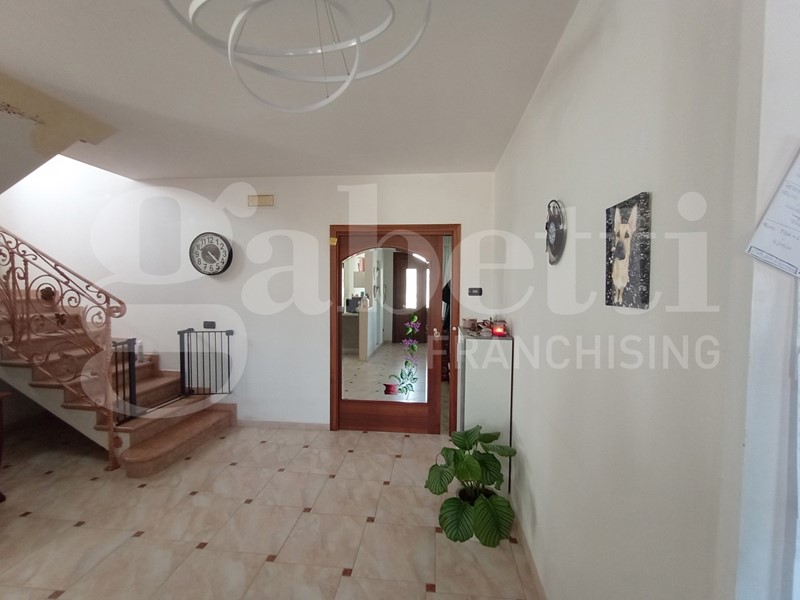 Casa Indipendente in Vendita a Cavarzere, 245'000&euro;, 280 m²