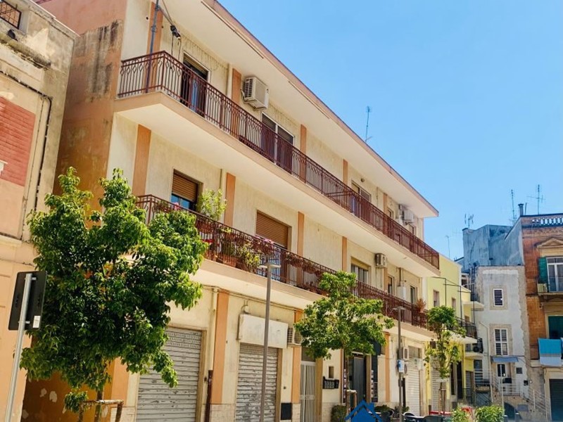 Quadrilocale in Vendita a Capurso, 133'000&euro;, 140 m²