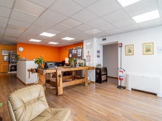 Ufficio in Vendita a Lecco, 595'000€, 650 m²