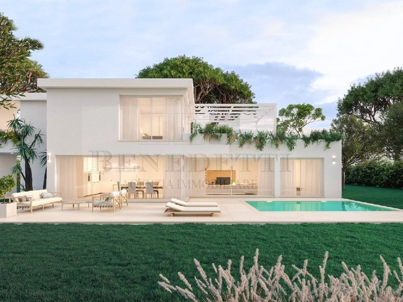 Villa in Vendita a Pietrasanta, zona Marina Di Pietrasanta, 1'600'000€, 190 m²