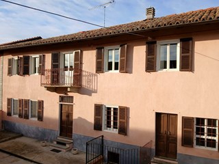 Casa Indipendente in Vendita a Alfiano Natta, 145'000€, 173 m², arredato