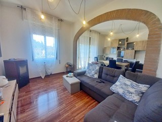 Appartamento in Vendita a Certaldo, 150'000€, 112 m², arredato