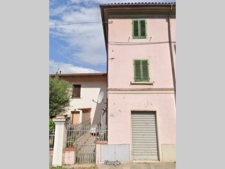 Casa Indipendente in Vendita a Pistoia, zona San Felice, 75'000€, 85 m²